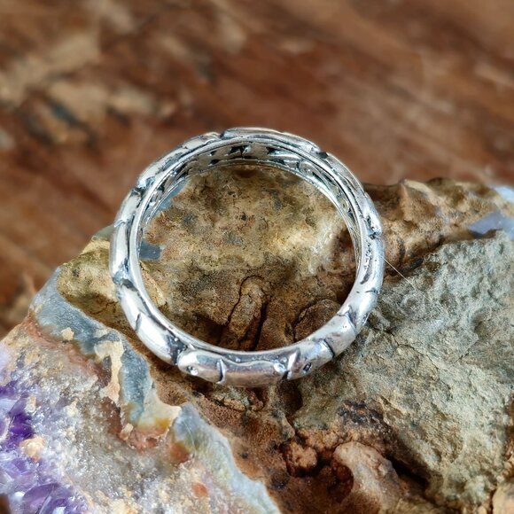 Sterling Silver 925 Elephant Design Eternity Band Ring Size 10 Inside Scrollwork - Picture 3 of 7